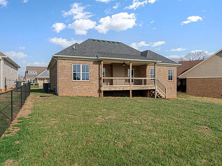 457 Adalynn Cir — Photo 29
