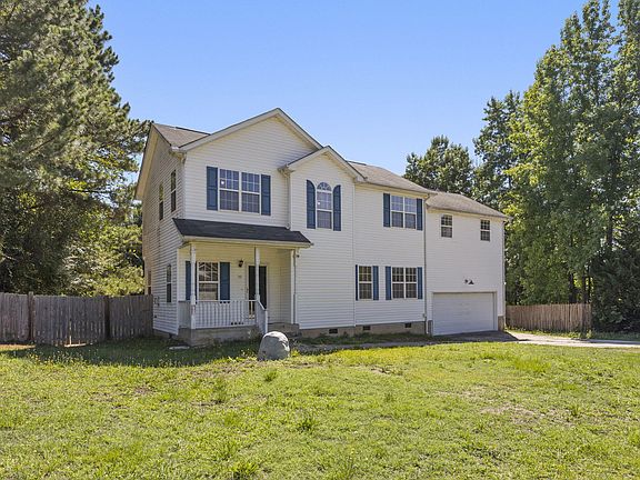 3rd image of 20 Greenleaf Ct
