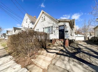 548 Emerson St, Rochester, NY 14613