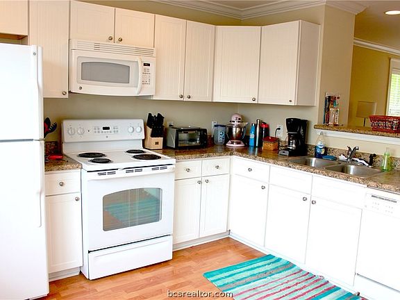 5th image of 1725 Harvey Mitchell Unit 2328