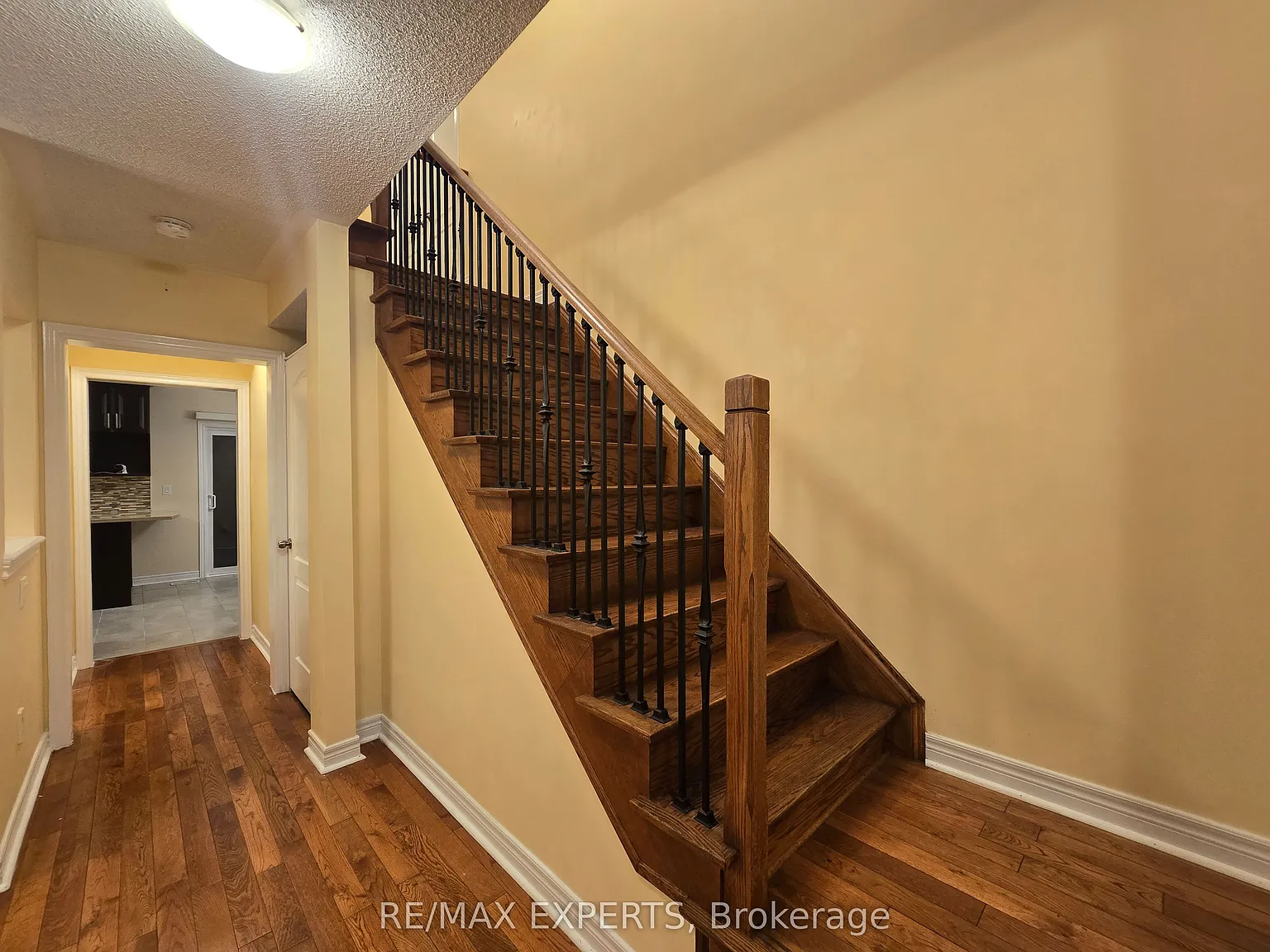 4 bed, $2,950 — Photo 3