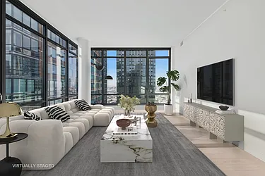 155 Bay Street, #2907