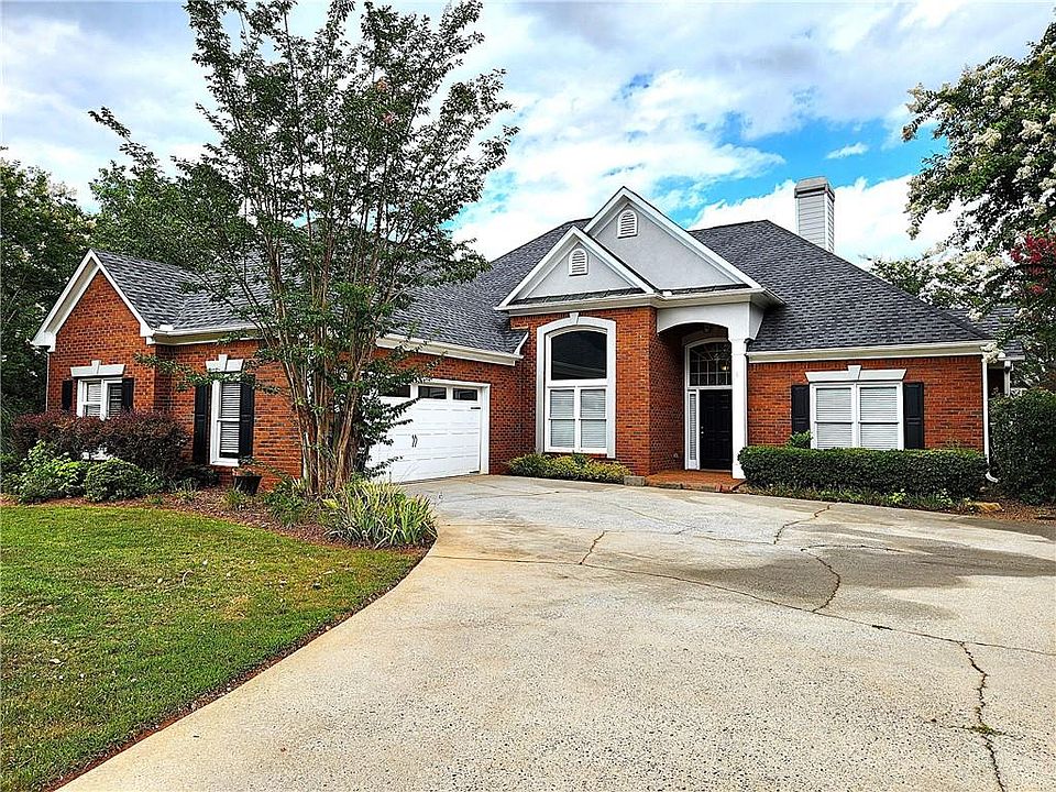 1st image of 1519 Fallen Leaf Dr SW