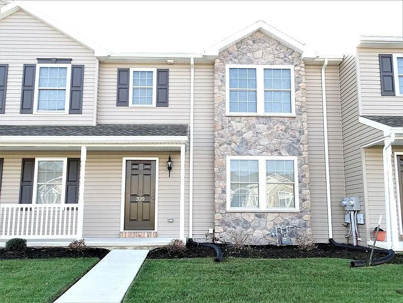320 Meadow View Dr