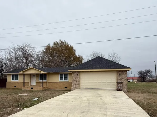 208 N Powell St, Forrest City, AR 72335