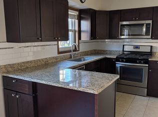 1709 E 31st St APT 1, La Grange Park, IL 60526