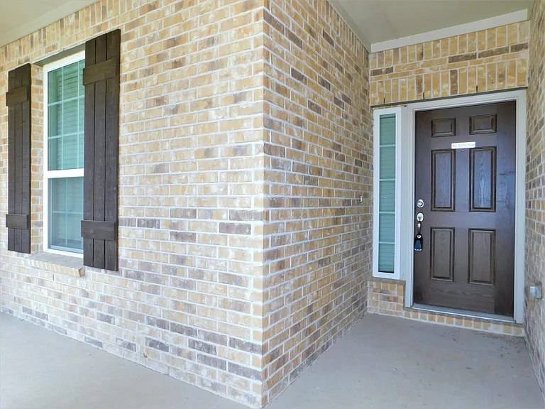 1321 Millican Ln — Photo 5