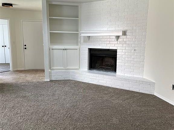 2nd image of 703 Small Oaks