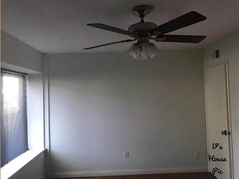 928 Jefferson St — Photo 6