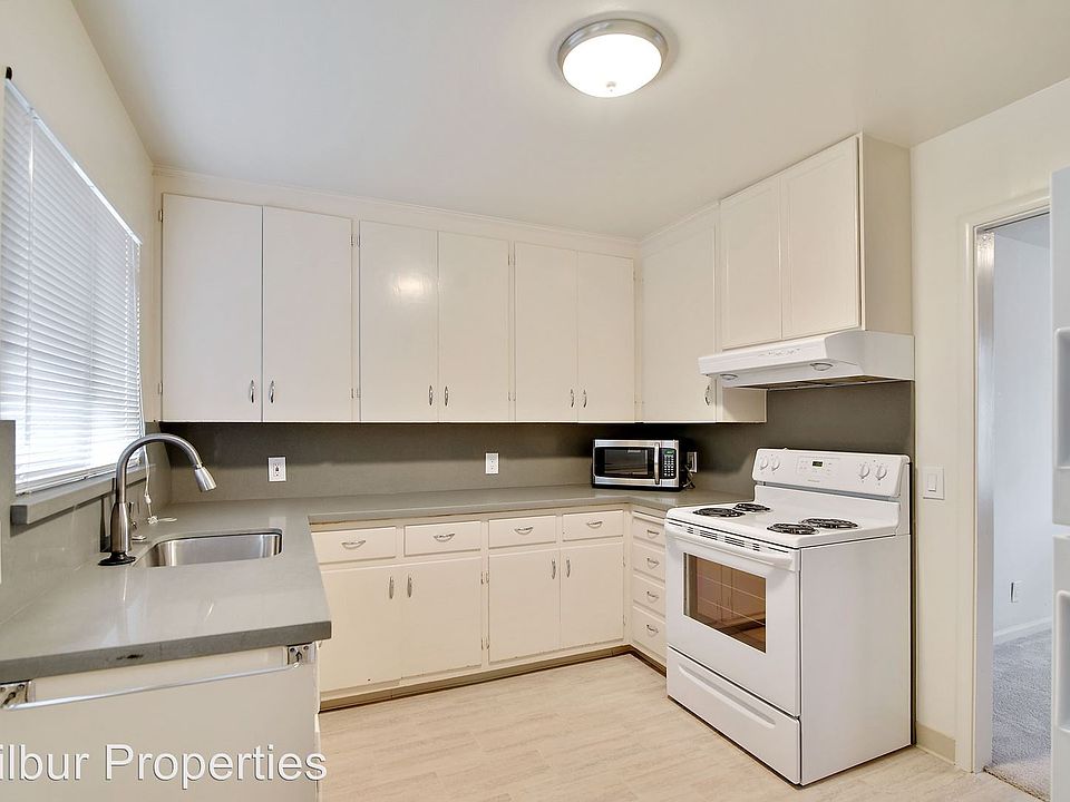 1st image of 1311 Hoover St APT 03