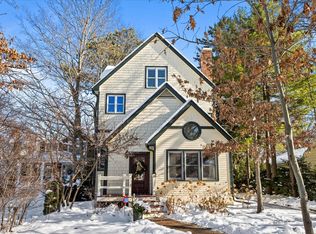 177 Washington Rd, Lake Forest, IL 60045