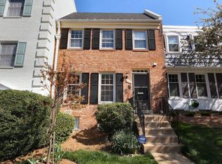 6748 Towne Lane Rd, Mc Lean, VA 22101