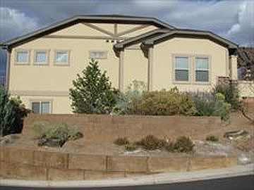 350 Cliff View Front