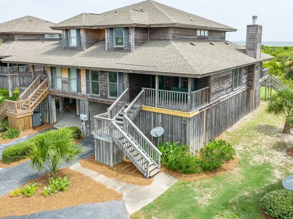 35B Harbor Dr S, Saint Helena Island, SC 29920