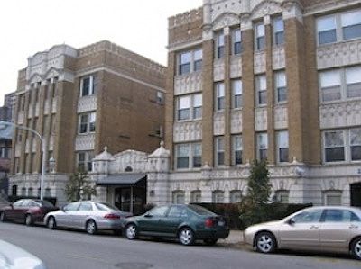 2nd image of 4240 N Clarendon Ave APT 215S