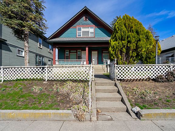 Front of property - Dean Ave