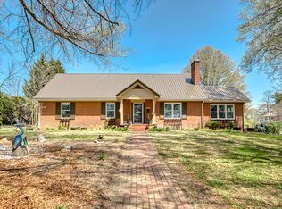 680 S 9th St, Wytheville, VA 24382