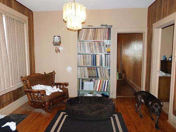 3rd image of 1518 S 57th Ct