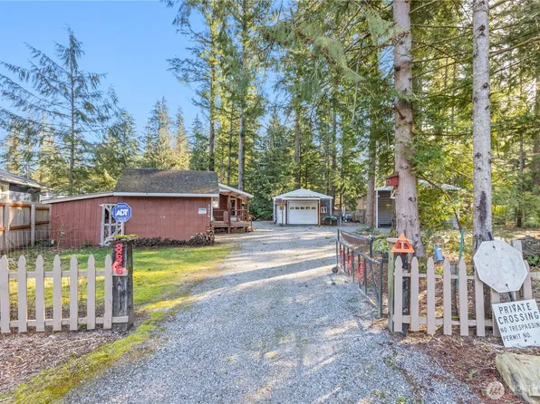 8676 Bell Court, Maple Falls, WA 98266