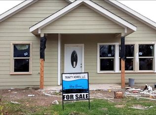 1633 E Leuda St, Fort Worth, TX 76104