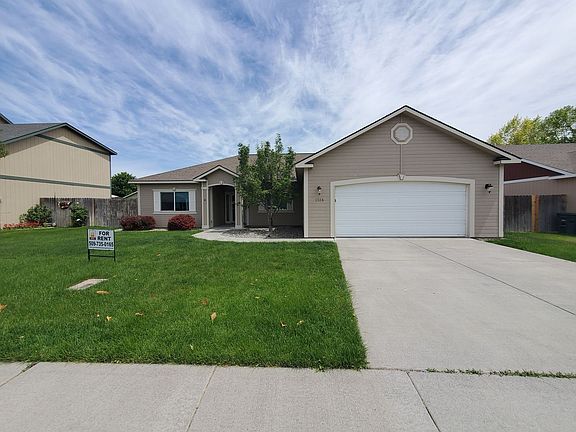 2nd image of 1506 Desert Springs Ave