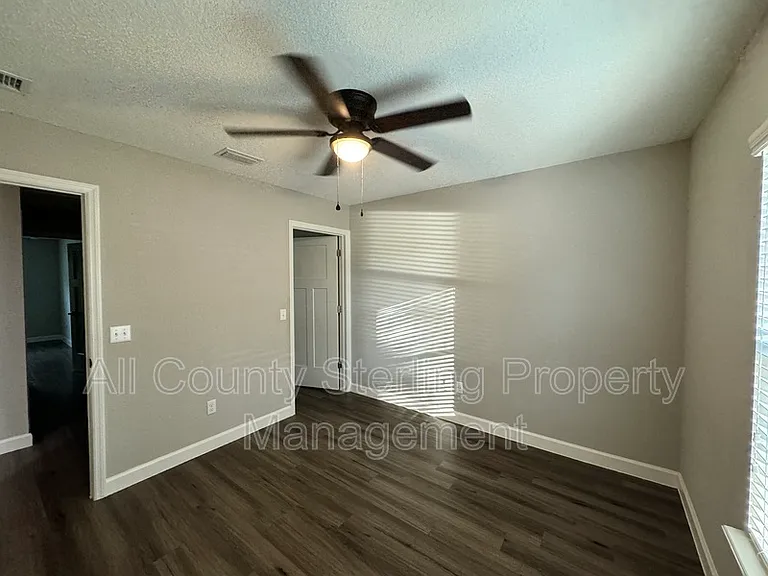 217 SW Tigerview Gln #2 — Photo 19