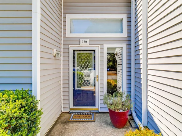 239 Mariners Row, Columbia, SC 29212