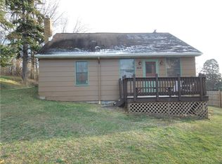 1414 Ridge Rd, Jeannette, PA 15644