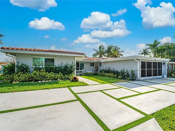 230 SE 11th Street, Pompano Beach, FL 33060