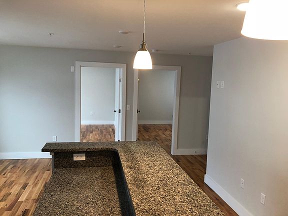 5th image of 142 Sussex Ave #308