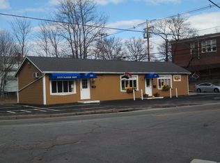 127 Dean Ave, Smithfield, RI 02917