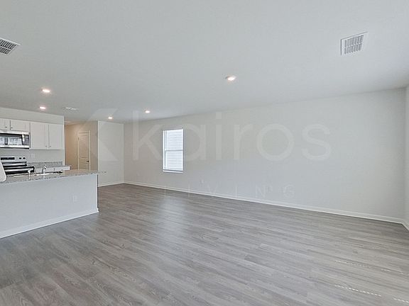 2nd image of 331 Ironwood Ct