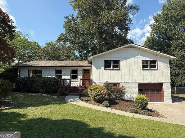 303 Council Blf, Woodstock, GA 30188
