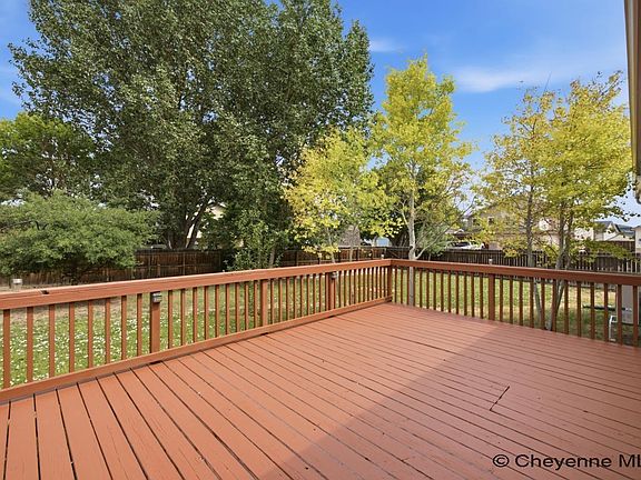 3rd image of 6026 Atlantic Dr