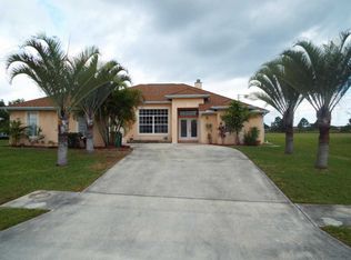 5825 NW Dooley Cir, Port Saint Lucie, FL 34986