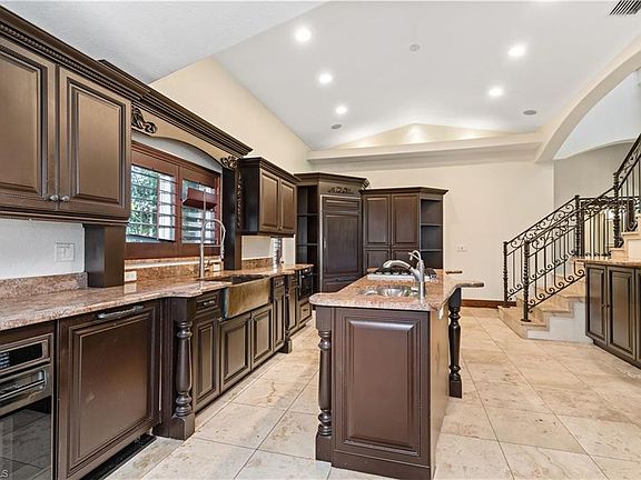 4th image of 1315 Jambalana Ln