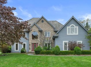 4715 Hastings Dr, Brookfield, WI 53045