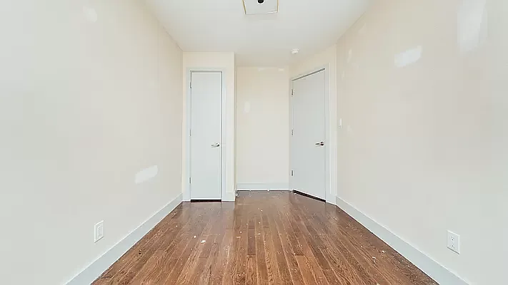 Rented by Friedman Mayer, LREB | media 12