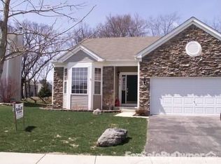 1917 Sebastian Dr, Woodstock, IL 60098