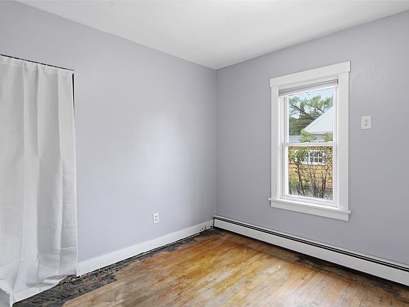 5th image of 811 Platt Street
