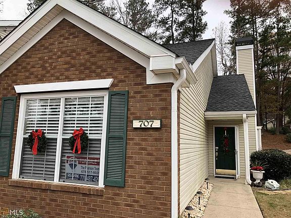 2nd image of 707 Ridgelake Dr