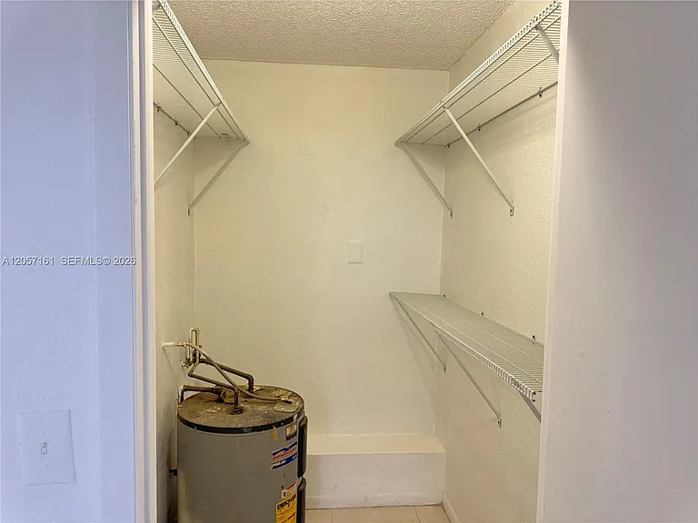 8205 Lake Dr #401 — Photo 12