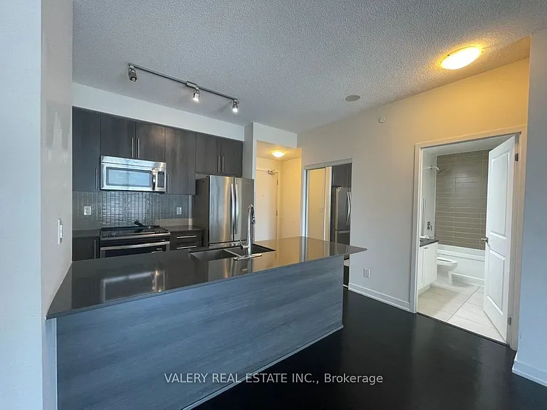 510 Curran Pl #2008 — Photo 3