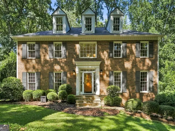 1398 Rivermist Dr SW, Lilburn, GA 30047