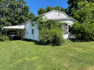 1204 Harold St, Cassville, MO 65625