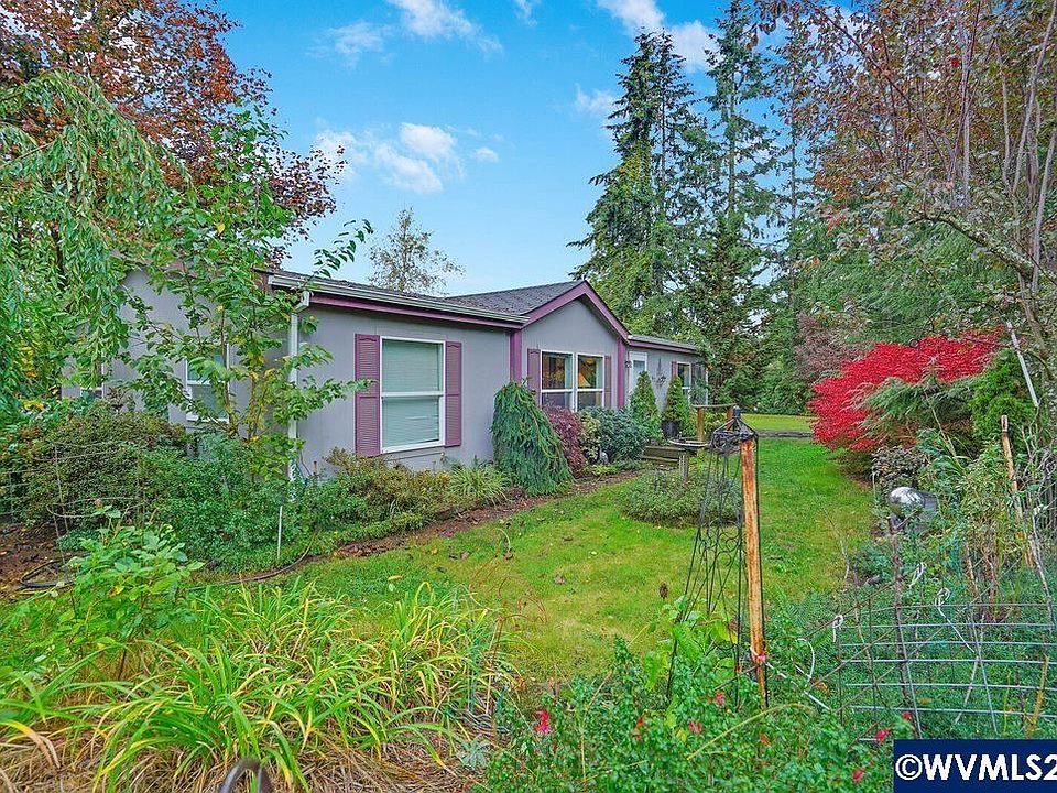 1st image of 5722 Village View Ct SE