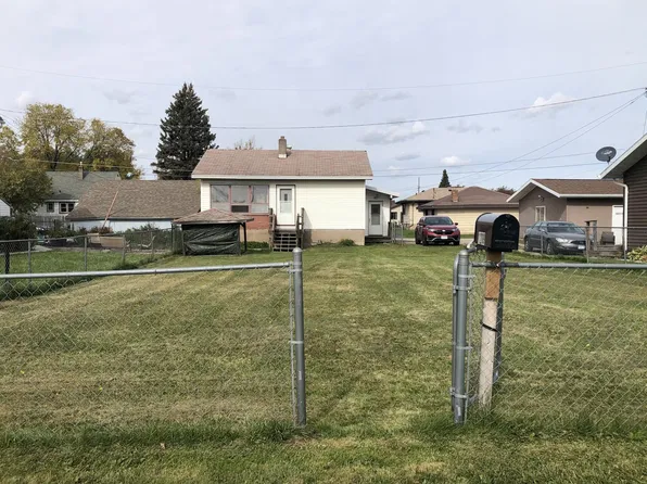 1209 19th St S, Virginia, MN 55792