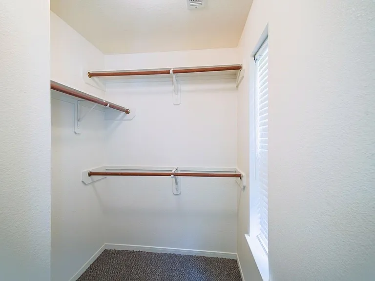 11606 Canyon Woods Dr — Photo 36