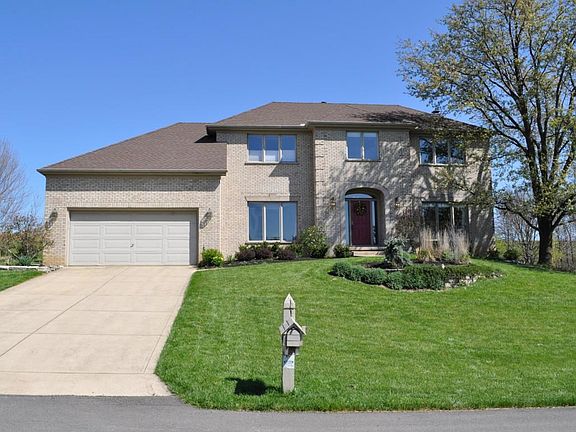 2nd image of 3561 Foxcroft Dr