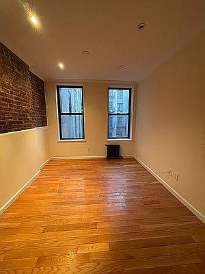 1st image of 239 Henry St APT 3B